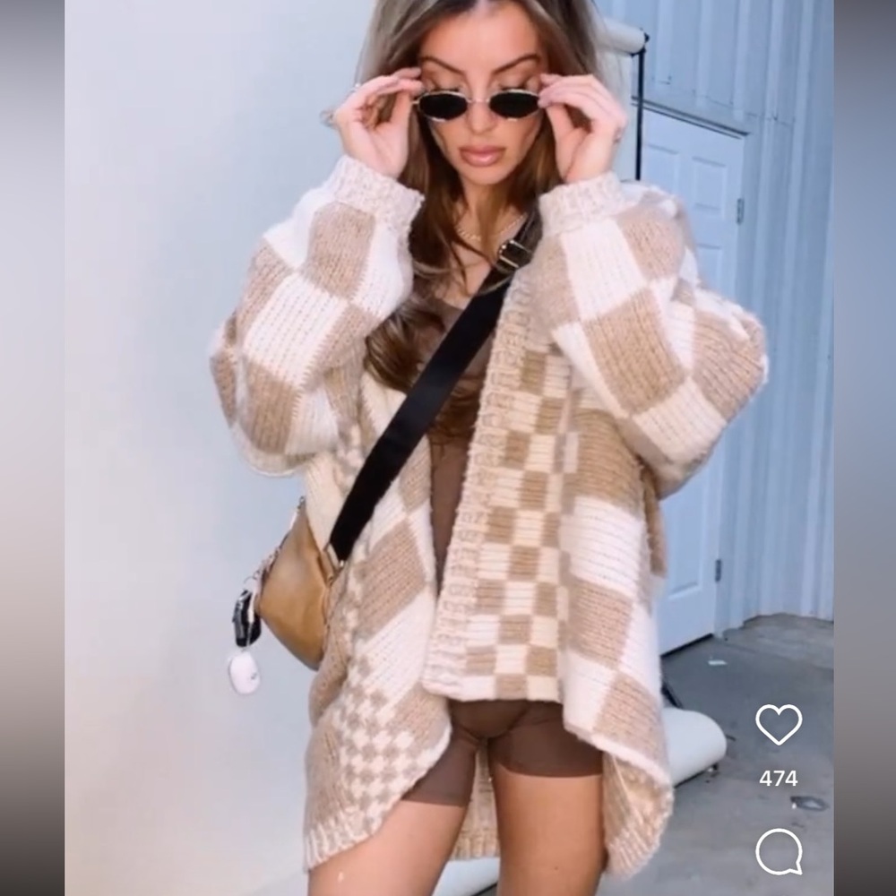 Cozy Checkered Cardigan - Cream and Brown